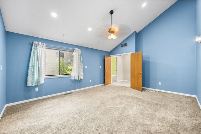 72 E Bluff Rd 72, Ashland, MA 01721