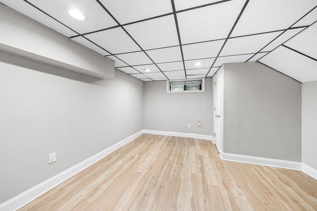 72 E Bluff Rd 72, Ashland, MA 01721