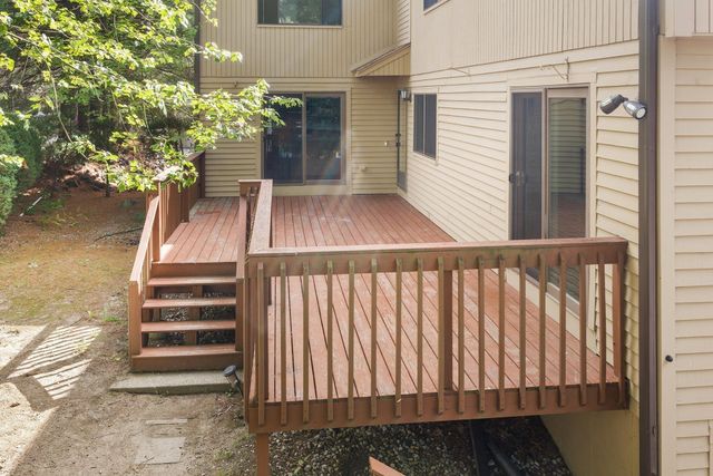 72 E Bluff Rd 72, Ashland, MA 01721