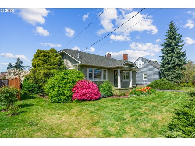 2621 Se 81ST Ave, Portland, OR 97206