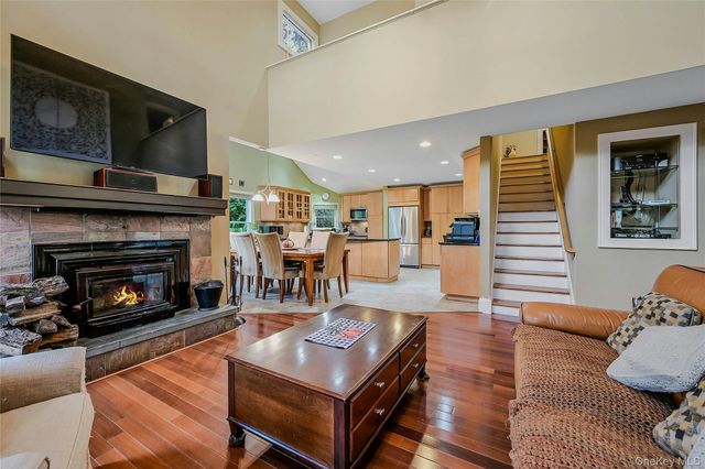 8 Margaret Avenue, Nesconset, NY 11767