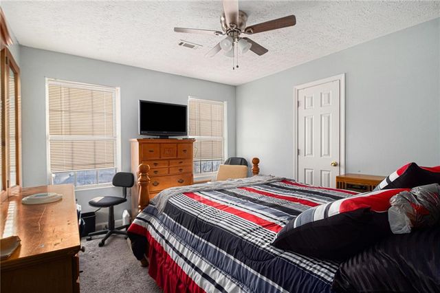 66 Inverness Trace, Riverdale, GA 30274