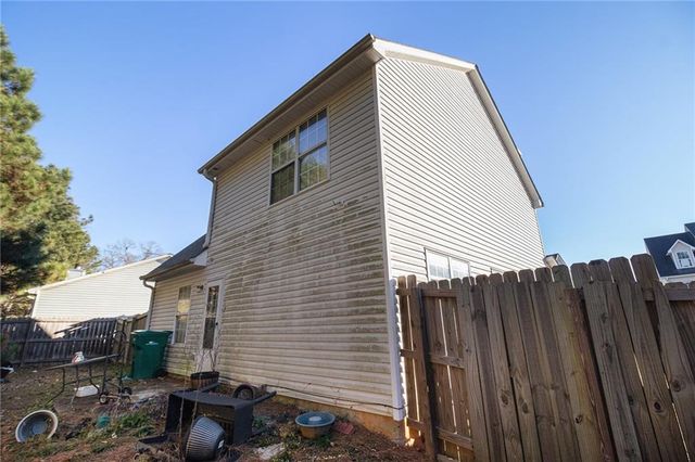 66 Inverness Trace, Riverdale, GA 30274