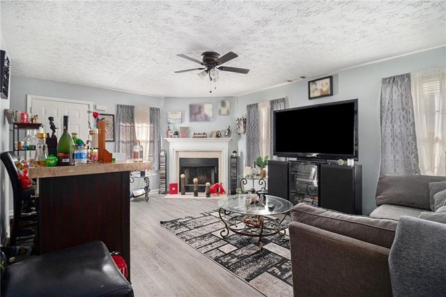 66 Inverness Trace, Riverdale, GA 30274