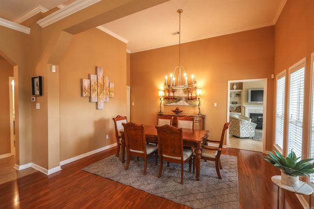 105 Alexwood Drive, Hot Springs, AR 71913