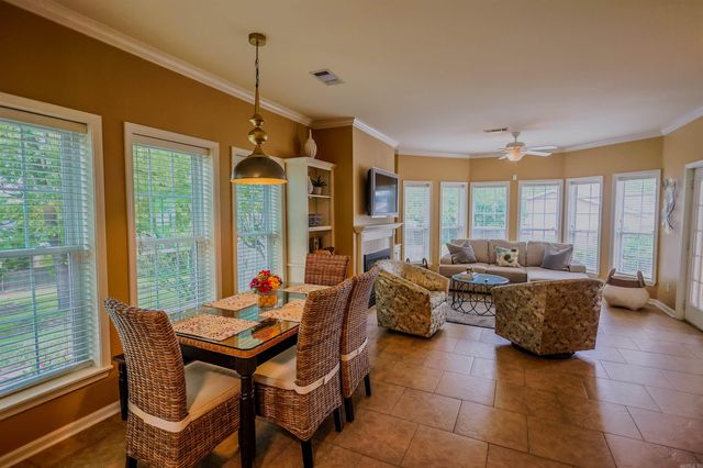 105 Alexwood Drive, Hot Springs, AR 71913