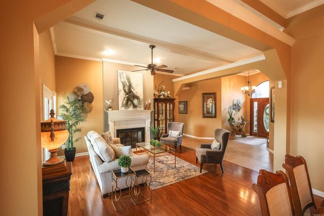 105 Alexwood Drive, Hot Springs, AR 71913