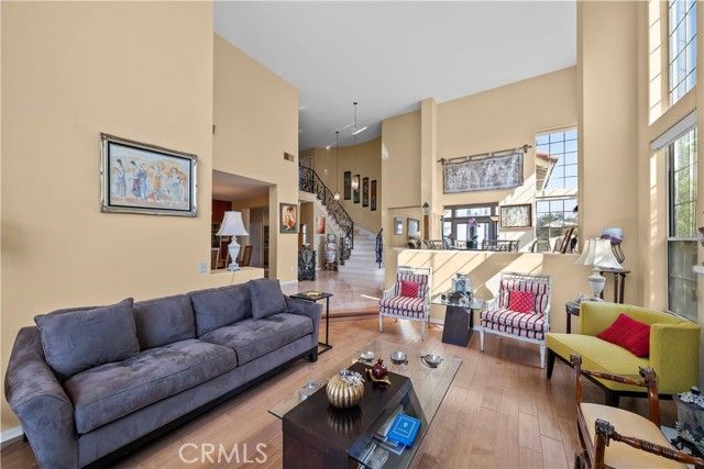 1934 Erin Way, Glendale, CA 91206