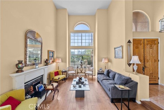 1934 Erin Way, Glendale, CA 91206