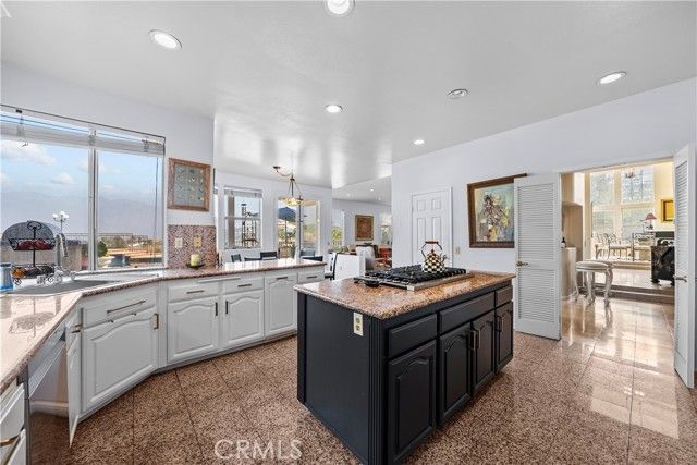 1934 Erin Way, Glendale, CA 91206