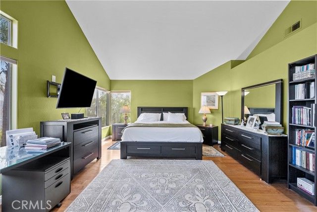 1934 Erin Way, Glendale, CA 91206