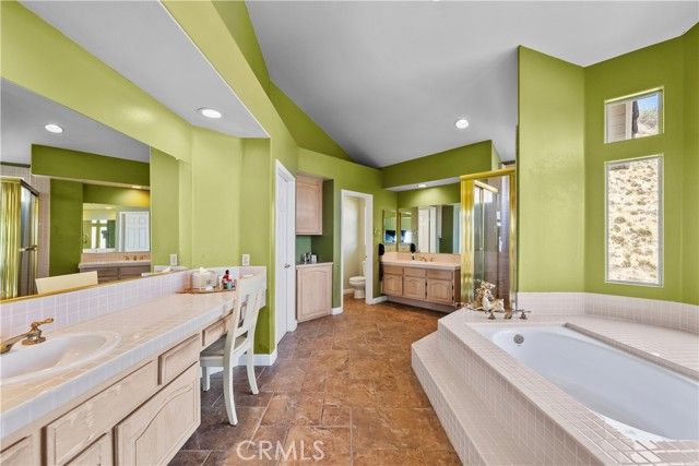 1934 Erin Way, Glendale, CA 91206