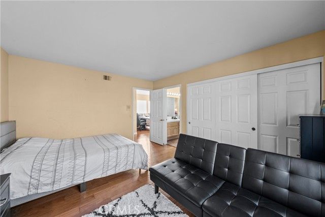 1934 Erin Way, Glendale, CA 91206