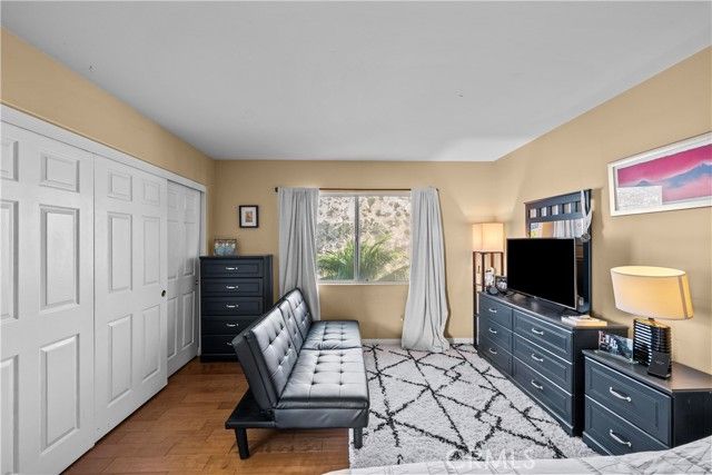 1934 Erin Way, Glendale, CA 91206