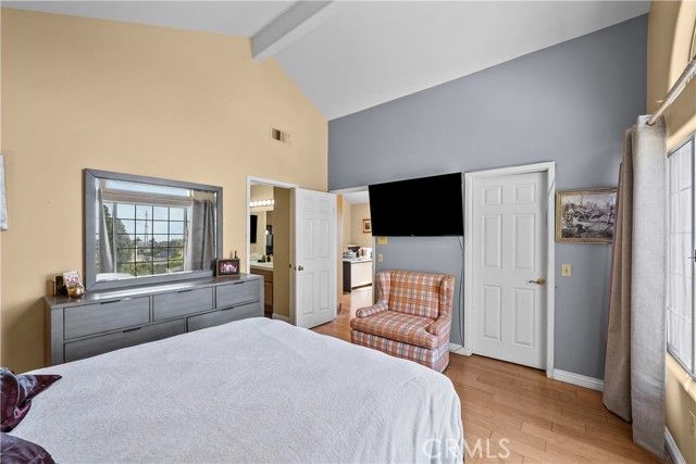 1934 Erin Way, Glendale, CA 91206