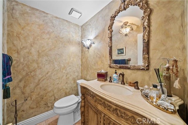 1934 Erin Way, Glendale, CA 91206