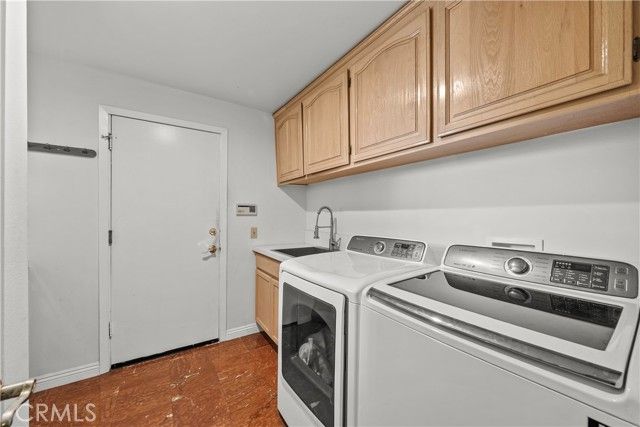 1934 Erin Way, Glendale, CA 91206