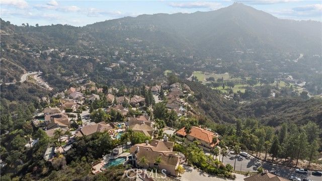 1934 Erin Way, Glendale, CA 91206