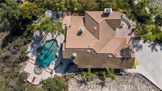 1934 Erin Way, Glendale, CA 91206