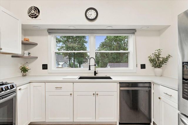 229 LAFAYETTE Avenue, Council Bluffs, IA 51503