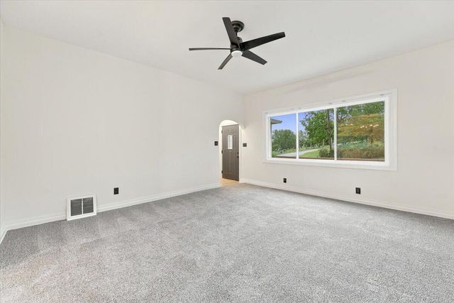 229 LAFAYETTE Avenue, Council Bluffs, IA 51503