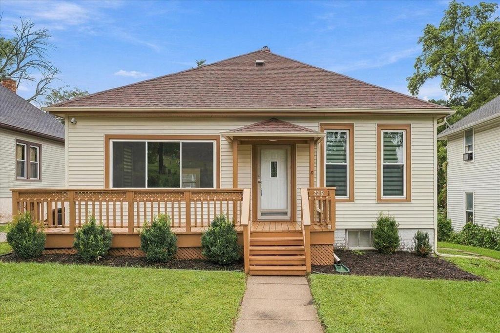 229 LAFAYETTE Avenue, Council Bluffs, IA 51503