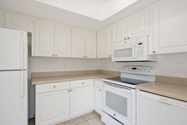 20 EVELYN COURT, Oldsmar, FL 34677