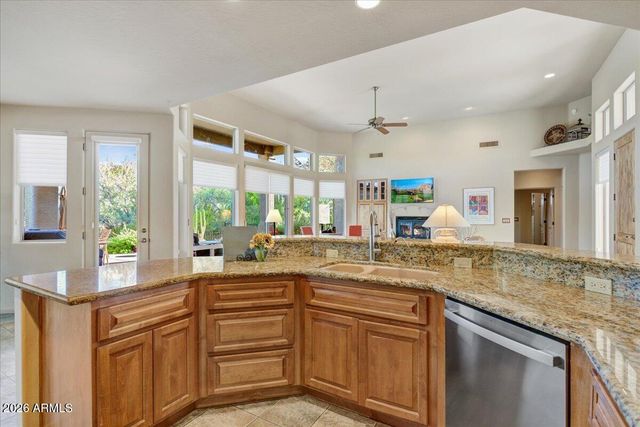 26424 N HERON Lane, Rio Verde, AZ 85263