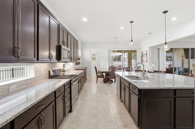 10902 CITRON OAKS DRIVE, Orlando, FL 32836