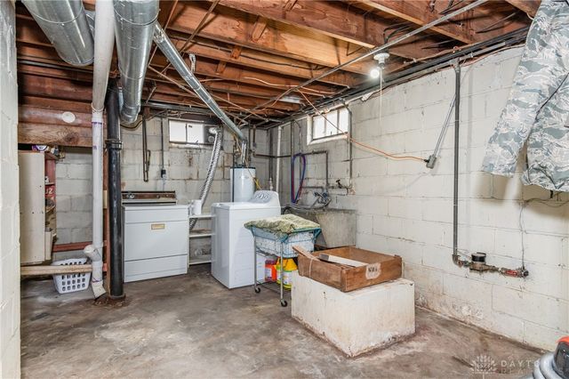 108 James Drive, Fairborn, OH 45324