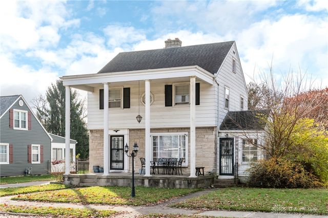 108 James Drive, Fairborn, OH 45324