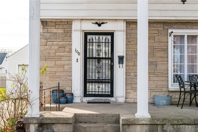 108 James Drive, Fairborn, OH 45324