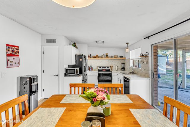 3520 W Northstar Drive, Tucson, AZ 85741