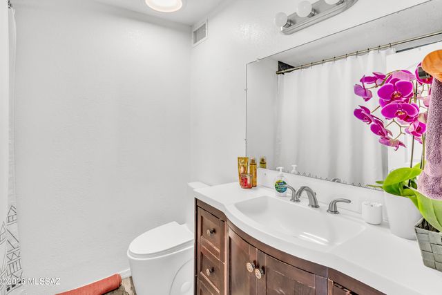 3520 W Northstar Drive, Tucson, AZ 85741