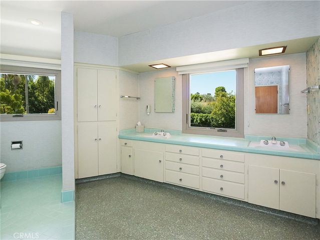 1209 Granvia Altamira, Palos Verdes Estates, CA 90274