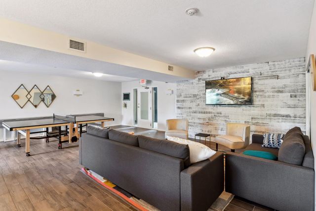 4860 Park Commons Drive 205, Saint Louis Park, MN 55416