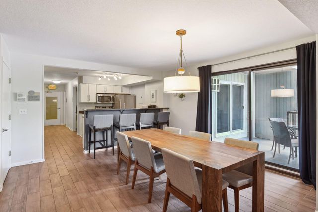 4860 Park Commons Drive 205, Saint Louis Park, MN 55416