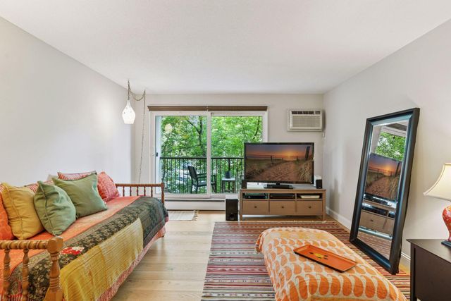 4860 Park Commons Drive 205, Saint Louis Park, MN 55416