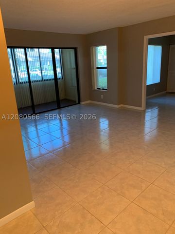 702 Sunny Pine Way A1, Green Acres, FL 33415
