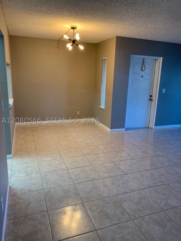 702 Sunny Pine Way A1, Green Acres, FL 33415