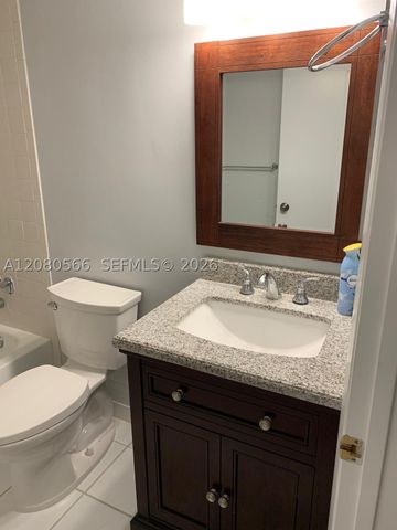 702 Sunny Pine Way A1, Green Acres, FL 33415