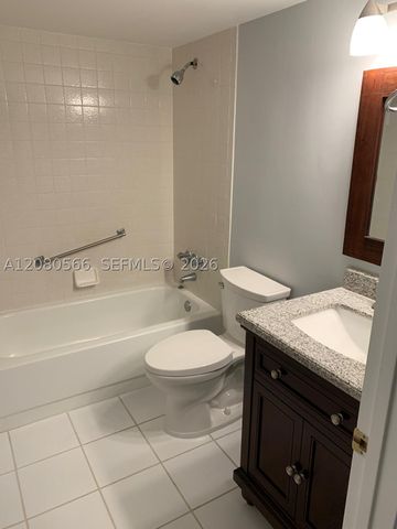 702 Sunny Pine Way A1, Green Acres, FL 33415