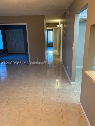 702 Sunny Pine Way A1, Green Acres, FL 33415