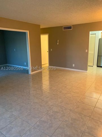 702 Sunny Pine Way A1, Green Acres, FL 33415