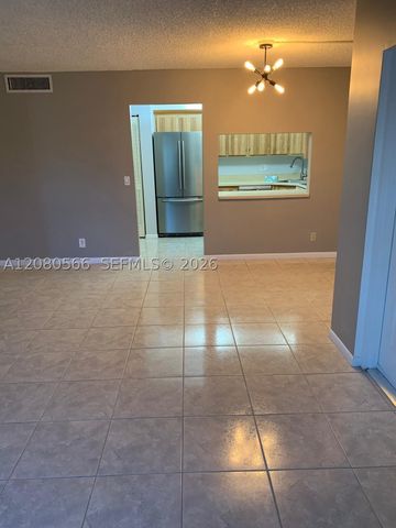 702 Sunny Pine Way A1, Green Acres, FL 33415
