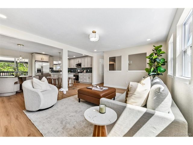 8903 S Balsam St, Littleton, CO 80128