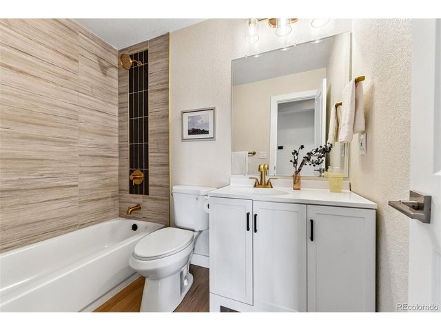 8903 S Balsam St, Littleton, CO 80128
