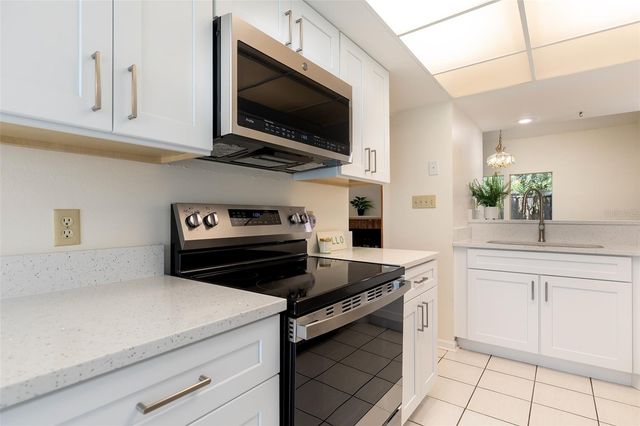 212 W SABAL PALM PLACE 212, Longwood, FL 32779