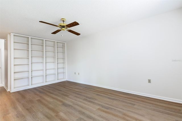 212 W SABAL PALM PLACE 212, Longwood, FL 32779