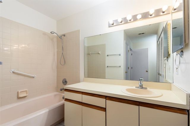 212 W SABAL PALM PLACE 212, Longwood, FL 32779